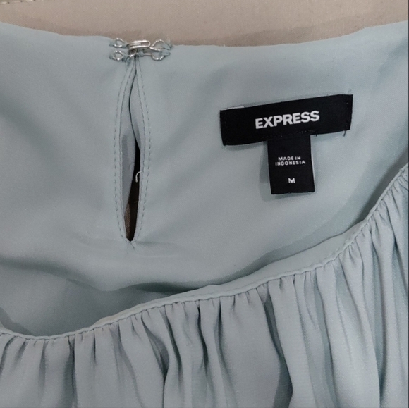 Express Crew Neck Cap Sleeve Pleated Top Sz M - Picture 7 of 10